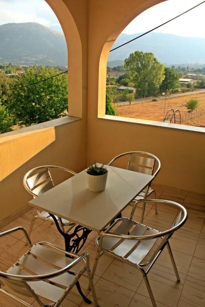 Guesthouse Bizani Neo Mpizani Экстерьер фото