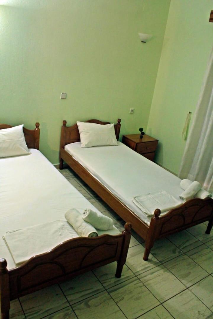 Guesthouse Bizani Neo Mpizani Экстерьер фото