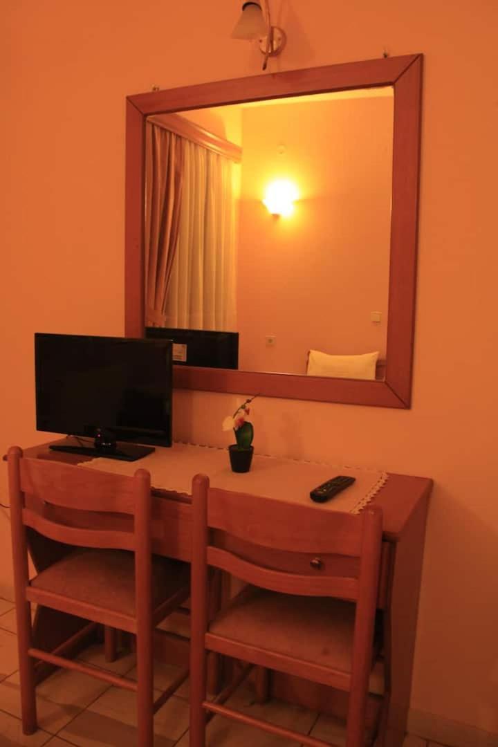 Guesthouse Bizani Neo Mpizani Экстерьер фото